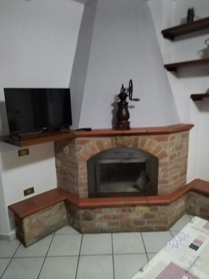 Casa Isidora Apartment Acquaviva  Bagian luar foto
